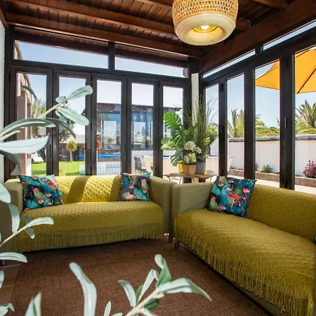 Domus Vulcani Lotus Villa *