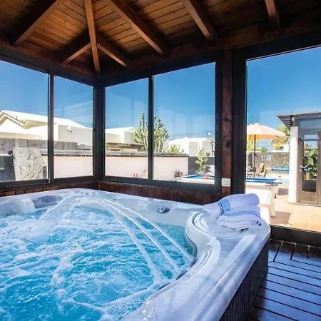 Domus Vulcani Lotus Playa Blanca (Lanzarote)