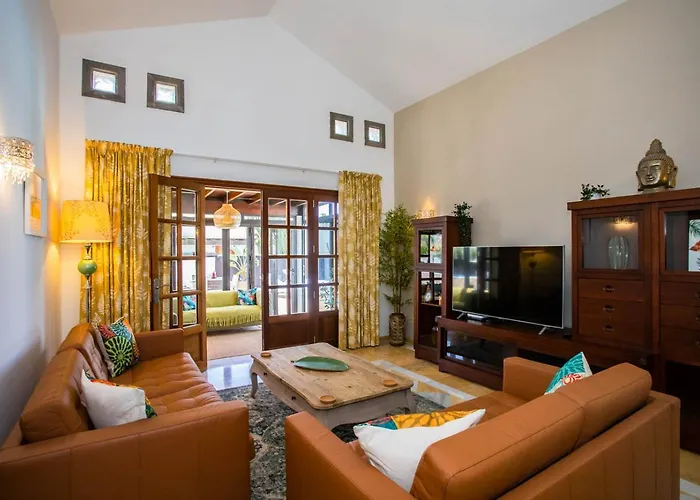 Domus Vulcani Lotus بلايا بلانكا